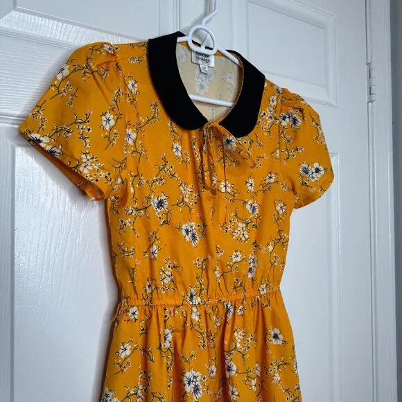 Unique Vintage Orange Floral Peter Pan Dress - Picture 5 of 6
